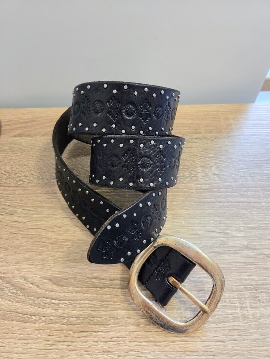 Lucky Brand Vintage Black Embossed Studded Leather Belt Brass Buckle - Large 36\